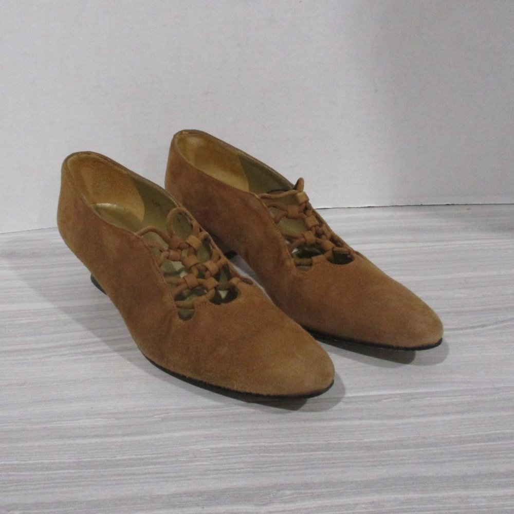 VINTAGE EVAN PICONE CARAMEL BROWN SUEDE PUMPS! SIZE 7.5N